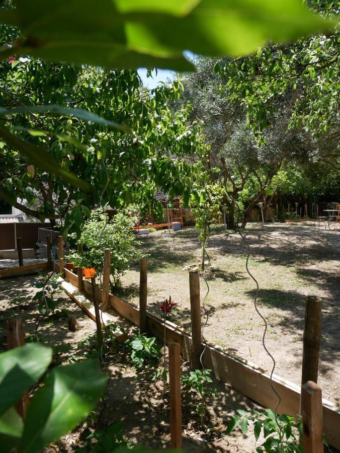 Nature Hostel La Ciotat Exterior foto