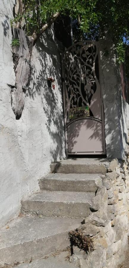 Nature Hostel La Ciotat Exterior foto